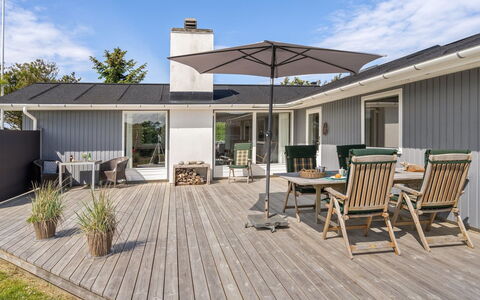 Wolfger - 350M from the Sea: Grass, Grassland, Land Lot, Cottage, Rural Area, Meadow, Garden Buildings, Garden, Shed