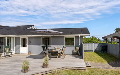 Wolfger - 350M from the Sea: Grass, Grassland, Land Lot, Cottage, Rural Area, Meadow, Garden Buildings, Garden, Shed