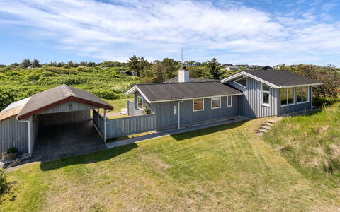 Wolfger - 350M from the Sea: Grass, Grassland, Land Lot, Cottage, Rural Area, Meadow, Garden Buildings, Garden, Shed