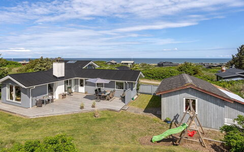 Wolfger - 350M from the Sea: Grass, Grassland, Land Lot, Cottage, Rural Area, Meadow, Garden Buildings, Garden, Shed