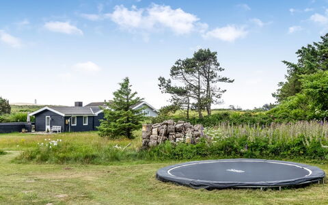 Albert - 340M from the Sea: Grass, Landscape, Land Lot, Grassland, Plain, Lawn, Meadow, Landscaping, Garden, Pasture