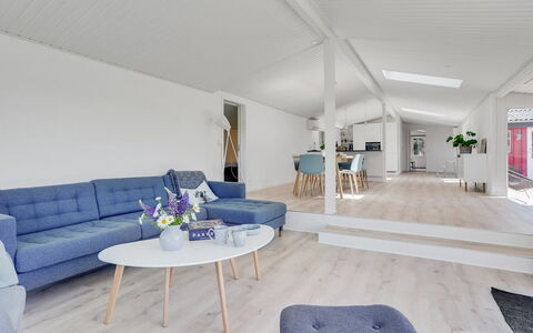 Albert - 340M from the Sea: Flooring, Interior Design, Floor, Wood, Couch, Furniture, Ceiling, Living Room, Wood Flooring, Home
