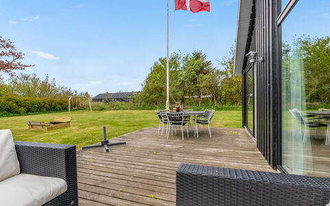 Alexandria - 1.5Km from the Sea: Grass, Land Lot, Lawn, Groundcover, Garden, Shade, Landscaping, Yard, Estate, Design