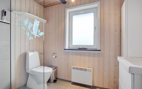 Ailika - 300M from the Sea: Wood, Flooring, Floor, Interior Design, Plumbing Fixture, Room, Ceiling, Plumbing, Toilet, Bathroom