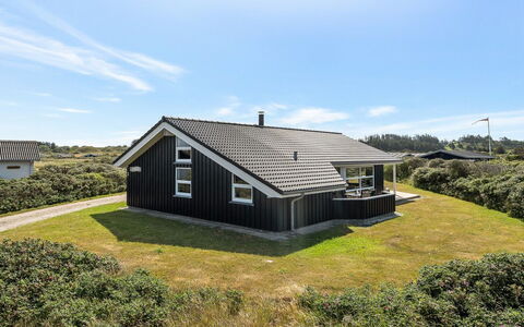 Lex - 150M from the Sea: Wood, Roof, House, Cottage, Door, Home, Siding, Land Lot, Garden Buildings, Shed
