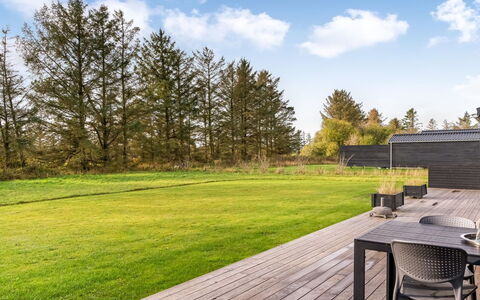 Talitha - 1.5Km from the Sea: Grass, Land Lot, Plain, Lawn, Garden, Meadow, Landscaping, Hardwood, Plank