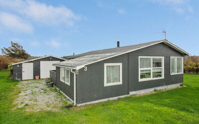 Edvin - 400M from the Sea