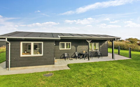 Benda - 348M from the Sea: Cottage, Home, House, Roof, Porch, Estate, Siding, Garden Buildings, Farmhouse, Yard