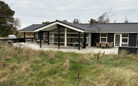 Heriest - 1.2Km from the Sea: Roof, Home, Cottage, Door, Estate, Siding, Farmhouse, Porch, Garden Buildings, Outdoor Structure
