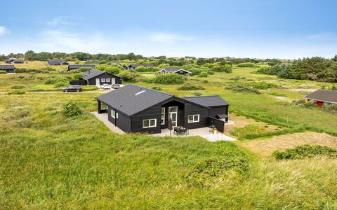 Grith - 1Km from the Sea: Wood, Roof, House, Cottage, Door, Home, Siding, Land Lot, Garden Buildings, Shed