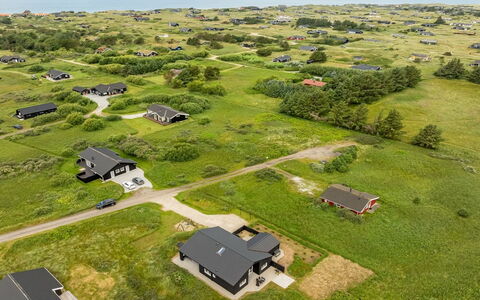 Grith - 1Km from the Sea: Wood, Roof, House, Cottage, Door, Home, Siding, Land Lot, Garden Buildings, Shed