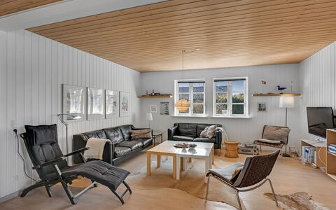 Othelia - 1.8Km from the Sea: Interior Design, Wall, Flooring, Furniture, Ceiling, Wood, Floor, Couch, Wood Flooring, Living Room