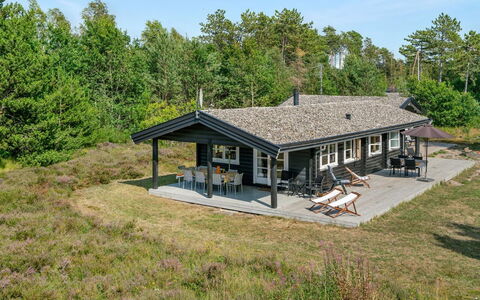 Wimar - 200M from the Sea: Wood, Roof, House, Cottage, Door, Home, Siding, Land Lot, Garden Buildings, Shed