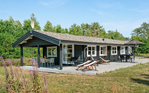 Wimar - 200M from the Sea: Wood, Home, Porch, Deck, Hardwood, Roof, Wood Stain, Wood Flooring, Eco Hotel
