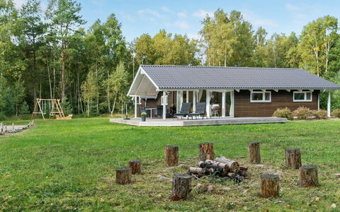 Thomasine - 1.5Km from the Sea: Grass, Green, House, Cottage, Grassland, Rural Area, Ecoregion, Landscape, Land Lot, Shrub