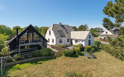 Eivi - 150M from the Sea