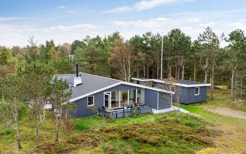 Djuna - 200M from the Sea