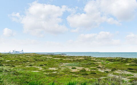 Djuna - 200M from the Sea: 