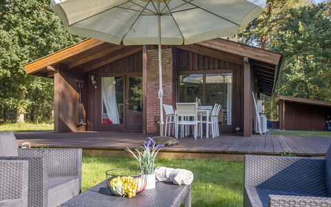 Thorger - 5Km from the Sea: Wood, Home, Porch, Deck, Hardwood, Roof, Wood Stain, Wood Flooring, Eco Hotel