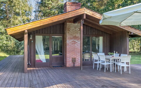 Thorger - 5Km from the Sea: Wood, Home, Porch, Deck, Hardwood, Roof, Wood Stain, Wood Flooring, Eco Hotel