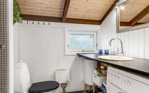 Eliana - 350M from the Sea: Wood, Plumbing Fixture, Interior Design, Ceiling, Flooring, Tap, Floor, Plumbing, Sink, Bathroom