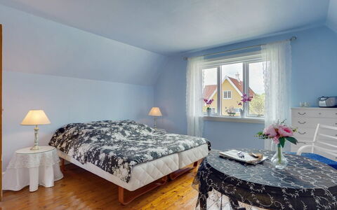 Ater - 800M from the Sea: Blue, Furniture, Bed, Interior Design, Bedroom, Flooring, Floor, Bed Sheet, Bedding, Ceiling