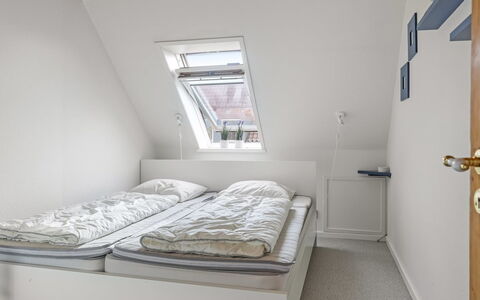 Minte - 450M from the Sea: Bed, Bedroom, Floor, Wood, Bedding, Bed Sheet, Flooring, Interior Design, Furniture, Bed Frame