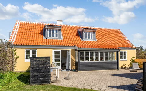 Hialmar - 400M from the Sea: Architecture, Roof, Home, Composite Material, Daylighting, Siding, Driveway