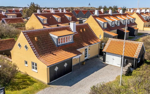 Hialmar - 400M from the Sea: Architecture, Roof, Home, Composite Material, Daylighting, Siding, Driveway
