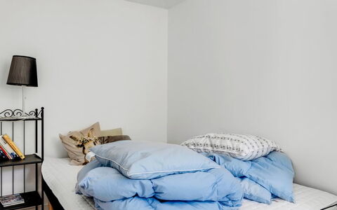 Viivi - 900M from the Sea: Bed, Bedroom, Furniture, Bedding, Bed Sheet, Linens, Interior Design, Textile, Floor, Room