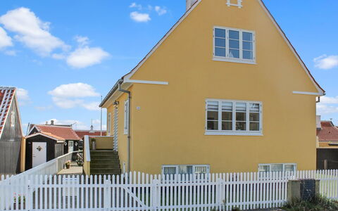 Borka - 150M from the Sea: Building, Window, House, Facade, Roof, Home, Residential Area, Architecture, Cottage, Composite Material