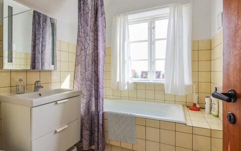 Borka - 150M from the Sea: Flooring, Interior Design, Plumbing Fixture, Bathroom, Floor, Bathtub, Plumbing, Tap, Curtain, Room
