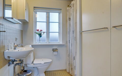Reko - 500M from the Sea: Bathroom, Plumbing Fixture, Bathroom Sink, Sink, Flooring, Interior Design, Floor, Toilet, Tap, Plumbing