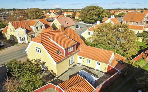 Reko - 500M from the Sea: Building, Residential Area, House, Roof, Home, Neighbourhood, Suburb, Human Settlement, Cottage, Estate