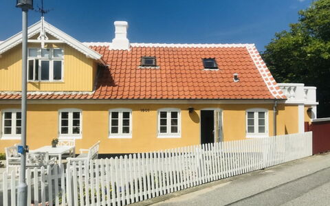 Juhana - 150M from the Sea: Wood, Roof, Architecture, Home, House, Cottage, Siding, Hardwood, Slope, Estate