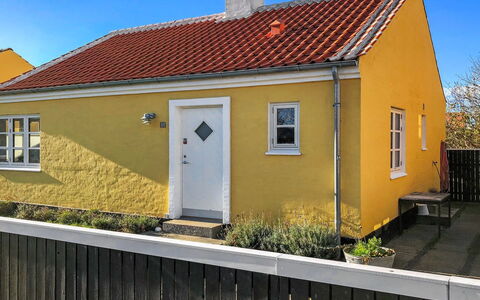 Fulla - 1.1Km from the Sea: Window, House, Roof, Cottage, Home, Land Lot, Composite Material, Door, Sash Window, Slope
