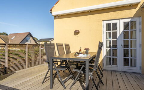 Kätlin - 1.1Km from the Sea: Home, Cottage, Siding, Hardwood, Shade, Plank, Design, Estate, Porch, Deck