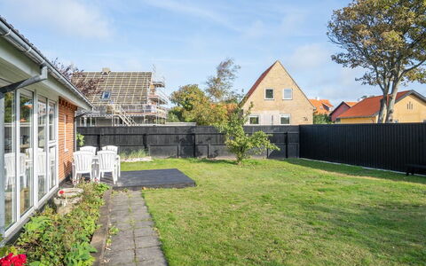 Hansiane - 500M from the Sea: Building, Residential Area, House, Roof, Home, Neighbourhood, Land Lot, Garden, Backyard, Suburb