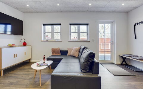 Arlene - 800M from the Sea: Flooring, Interior Design, Floor, Wall, Furniture, Wood, Ceiling, Wood Flooring, Light Fixture, Room