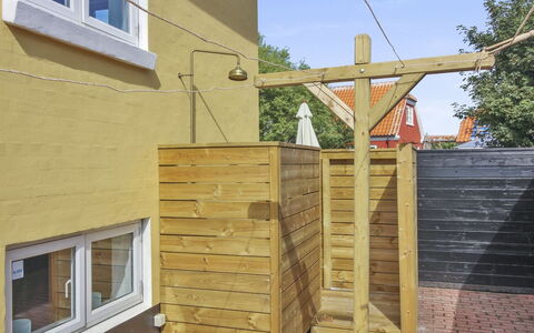 Elka - 100M from the Sea: Apartment, Shade, Balcony, Chair, Fence, Outdoor Furniture, Aluminium, Artificial Turf