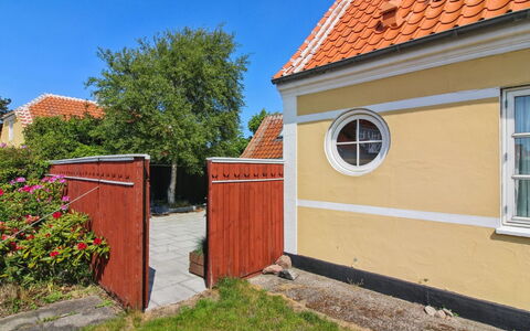 Ilselil - 500M from the Sea: Wood, Home, House, Door, Cottage, Siding, Wood Stain, Garden, Lawn, Backyard