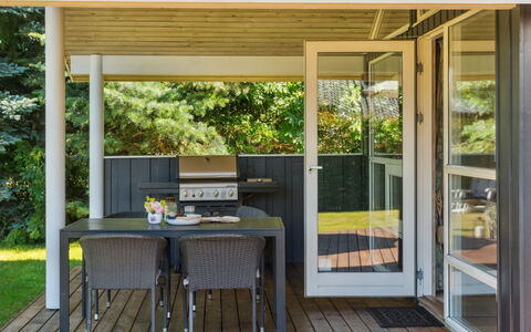 Rixa - 525M from the Sea: Grass, House, Roof, Home, Cottage, Shrub, Land Lot, Rural Area, Farmhouse, Groundcover