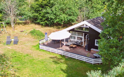Amola - 1.6Km from the Sea: Apartment, Shade, Balcony, Chair, Fence, Outdoor Furniture, Aluminium, Artificial Turf