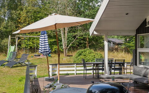 Amola - 1.6Km from the Sea: Apartment, Shade, Balcony, Chair, Fence, Outdoor Furniture, Aluminium, Artificial Turf