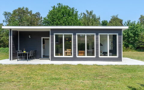 Sighmund - 530M from the Sea: Grass, House, Roof, Home, Cottage, Shrub, Land Lot, Rural Area, Farmhouse, Groundcover