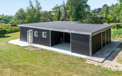 Sighmund - 530M from the Sea: Grass, House, Roof, Home, Cottage, Shrub, Land Lot, Rural Area, Farmhouse, Groundcover