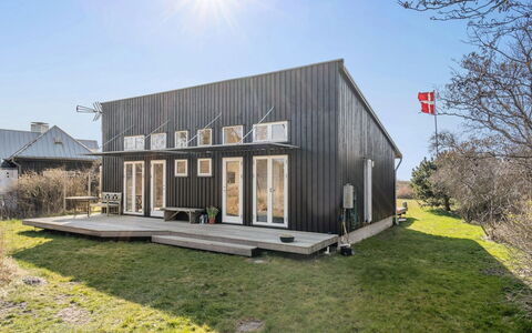 Malte - 75M from the Sea: Plant Community, Sunlight, Herbaceous Plant, Garden, Plantation, Agriculture, Farm
