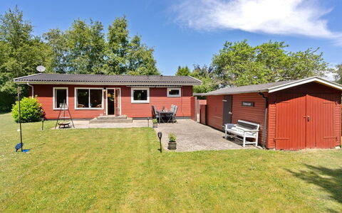 Hege - 450M from the Sea: Residential Area, Roof, Suburb, Driveway, Estate, Chimney