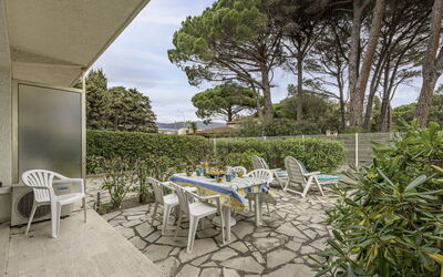 Accommodation:&nbsp;De la Plage 180.4