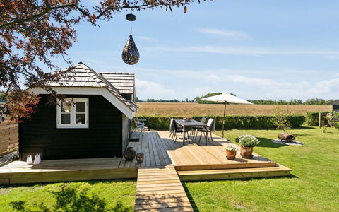 Ainikki - 200M from the Sea: Blue, Shrub, Cottage, Groundcover, Garden, Estate, Shade, Landscaping, Farmhouse, Eco Hotel